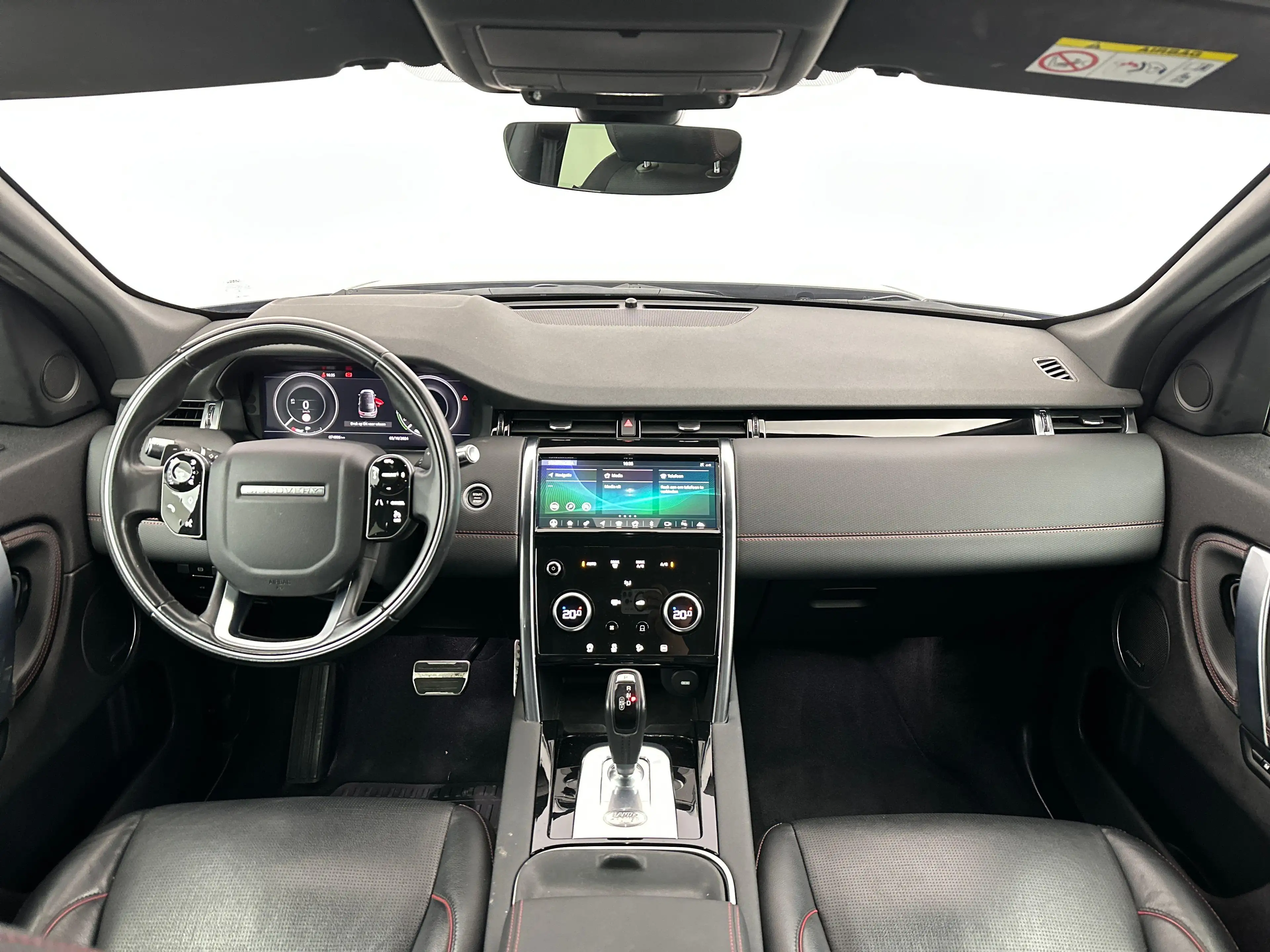 Land Rover Discovery Sport P300e R-Dynamic S AWD Auto. 20 — photo 4