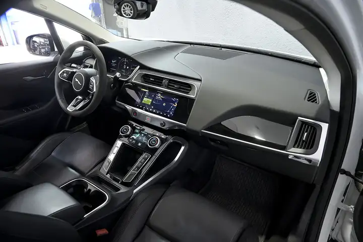 Jaguar I-Pace 2020, foto 8