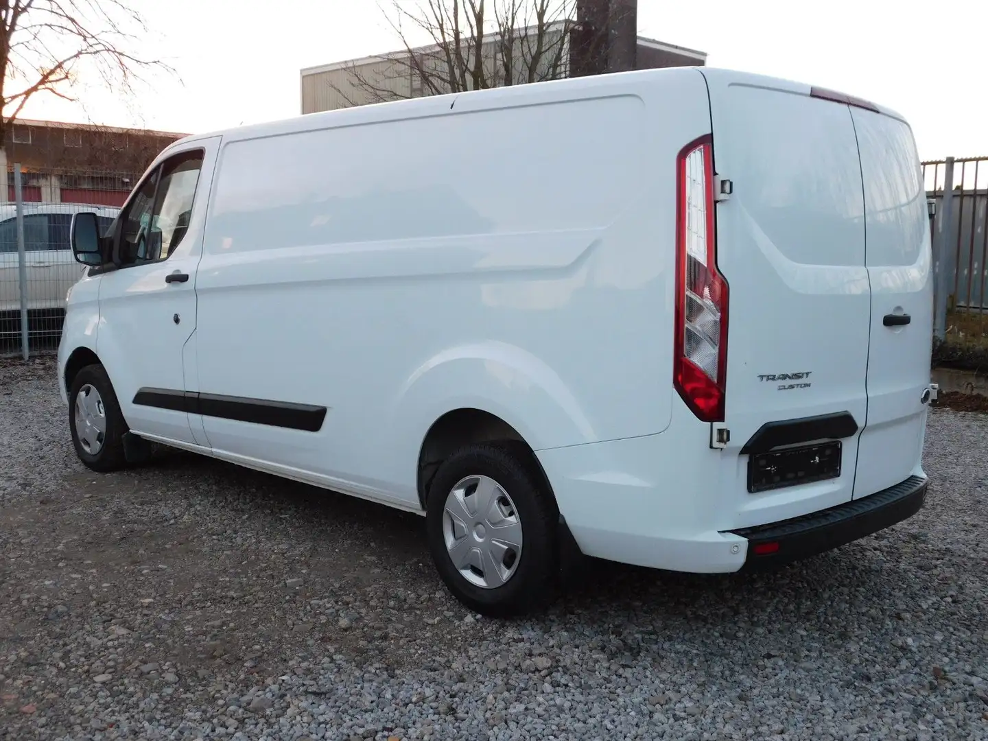 Ford Transit Custom Kasten 300 L2 Trend Blanc - 2