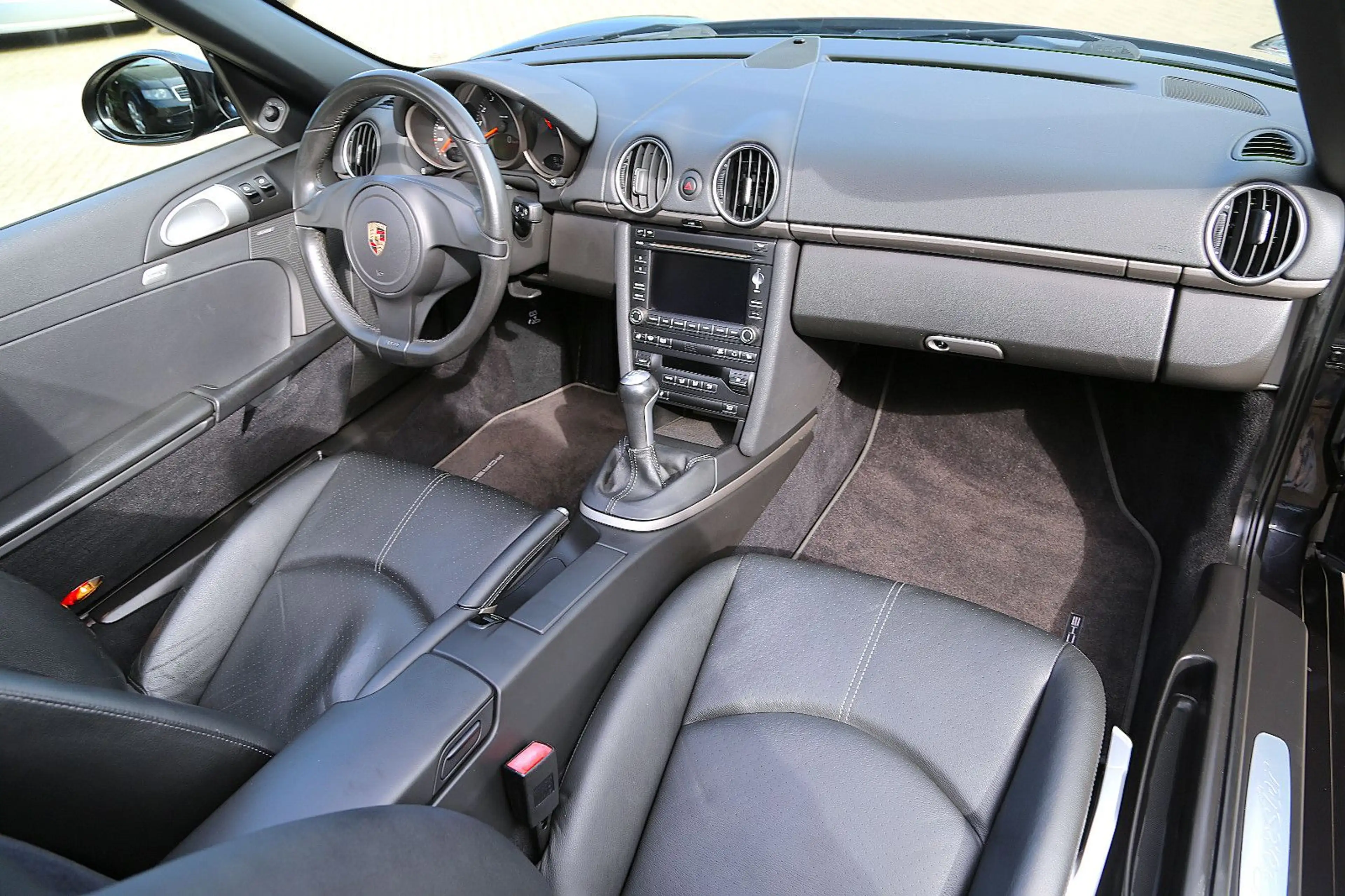 Porsche Boxster 987.2 Navi PASM Bi-Xenon PDC Bose 19" — photo 6