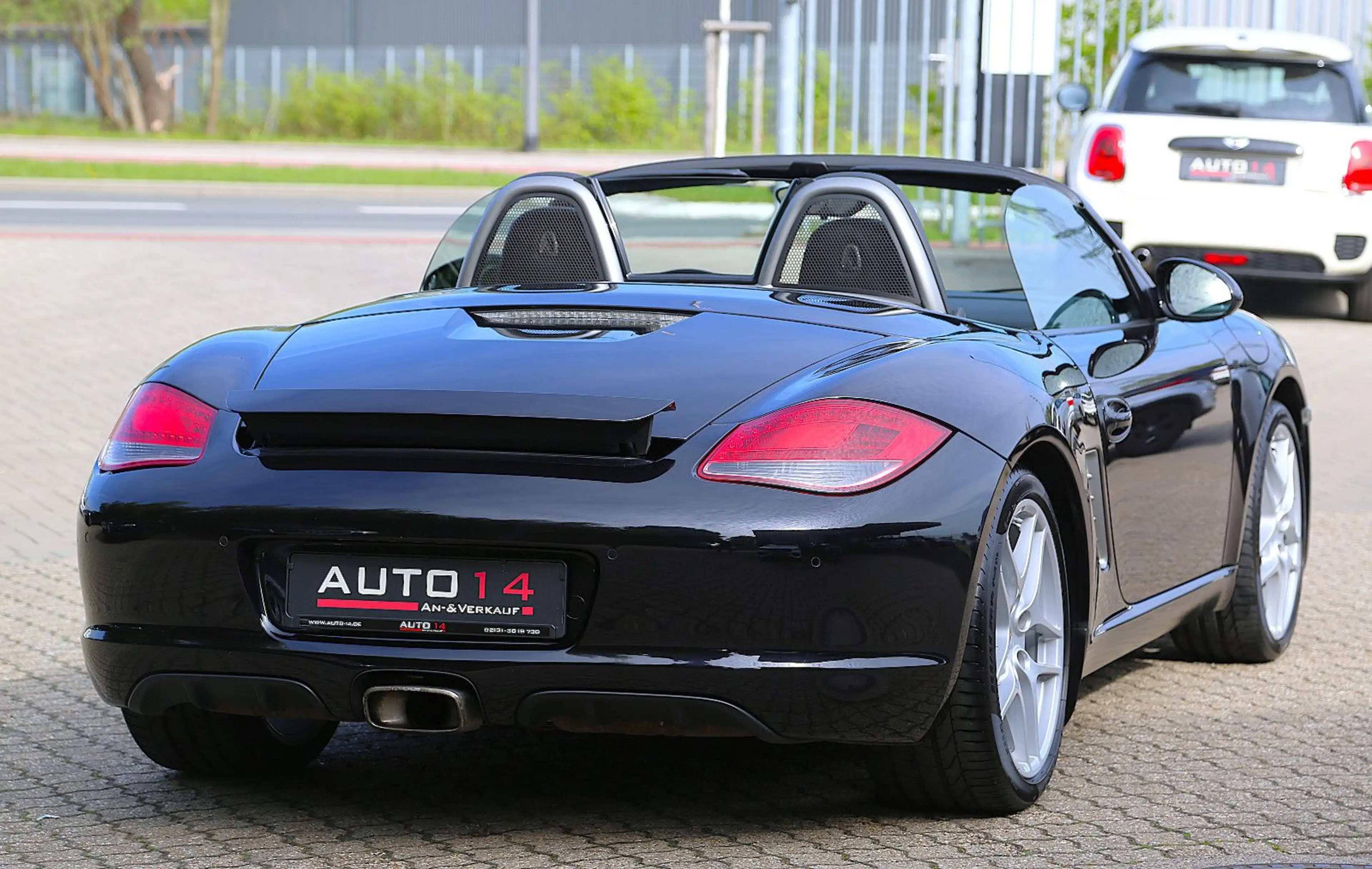 Porsche Boxster 987.2 Navi PASM Bi-Xenon PDC Bose 19" — photo 15