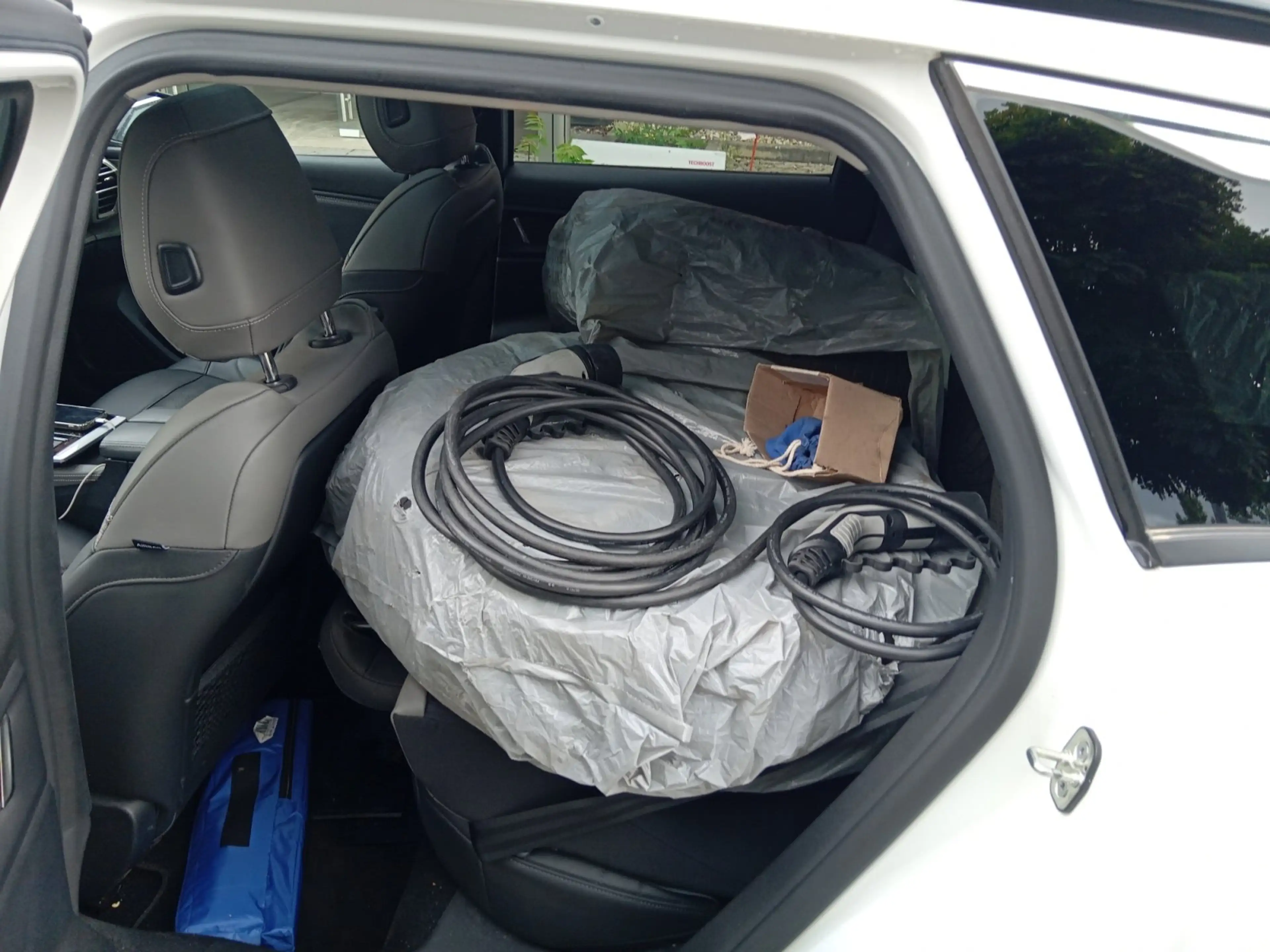 Citroen C5 X Shine Pack Navi+SD+SHZ+2xKlima+360+Kam.+LM — photo 13