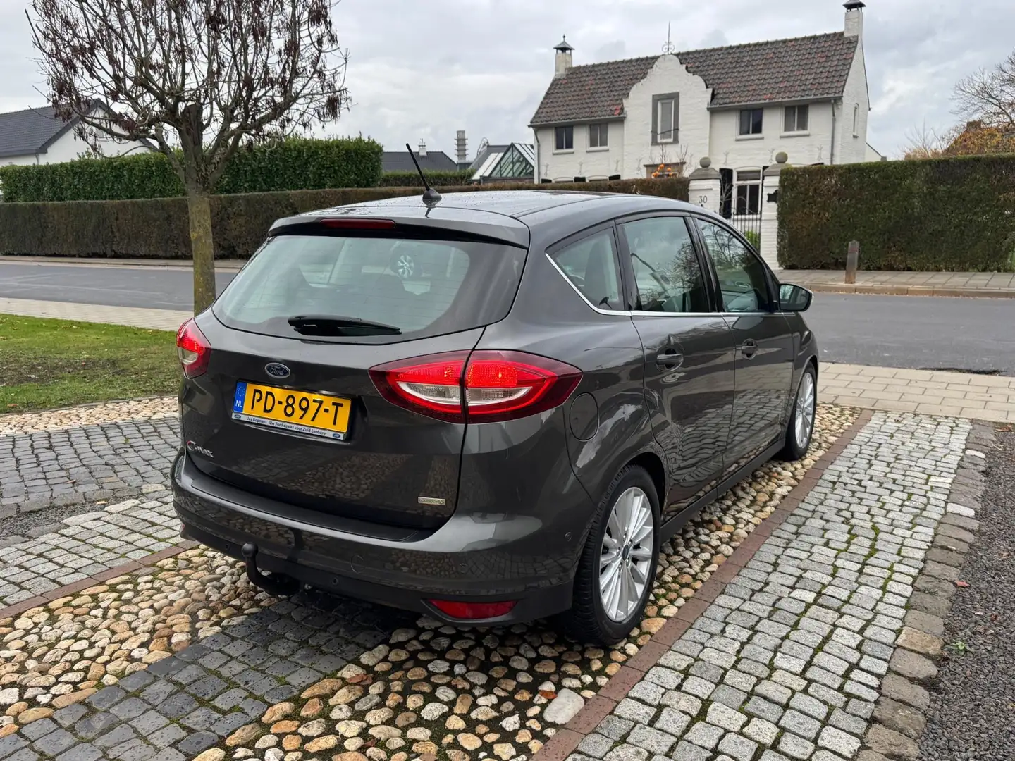 Ford C-Max 1.0 Titanium Navi Clima PDC 2x Gris - 2