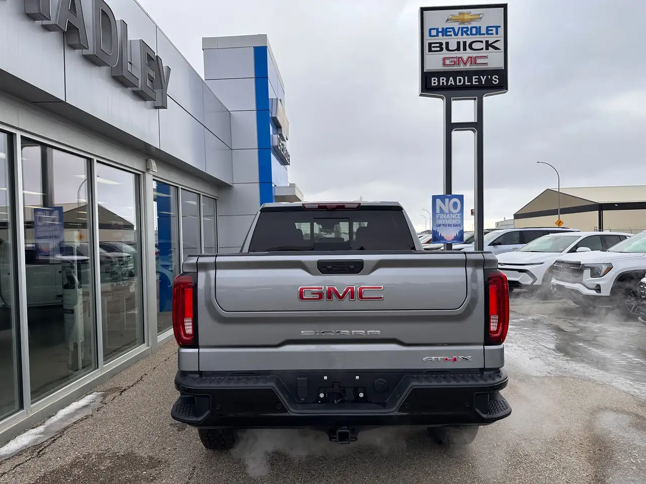 GMC Sierra 1500 снимка GMC Sierra 1500