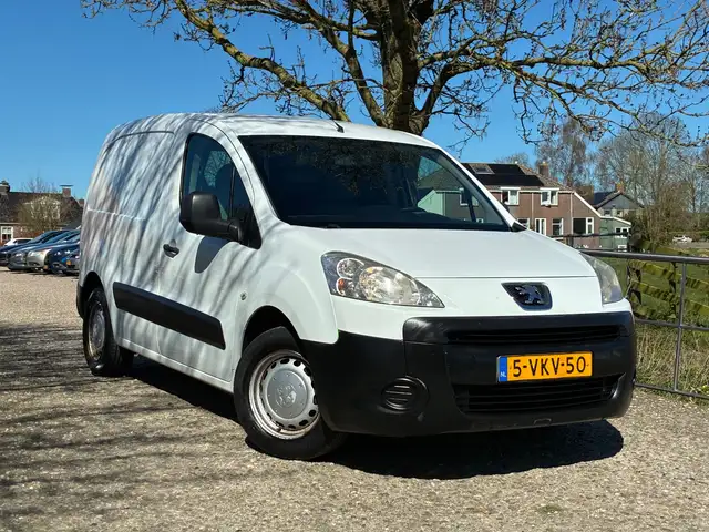 Peugeot Partner 120 1.6 HDI L1 XR |'' 104.000 KM '' + Airco + Marg