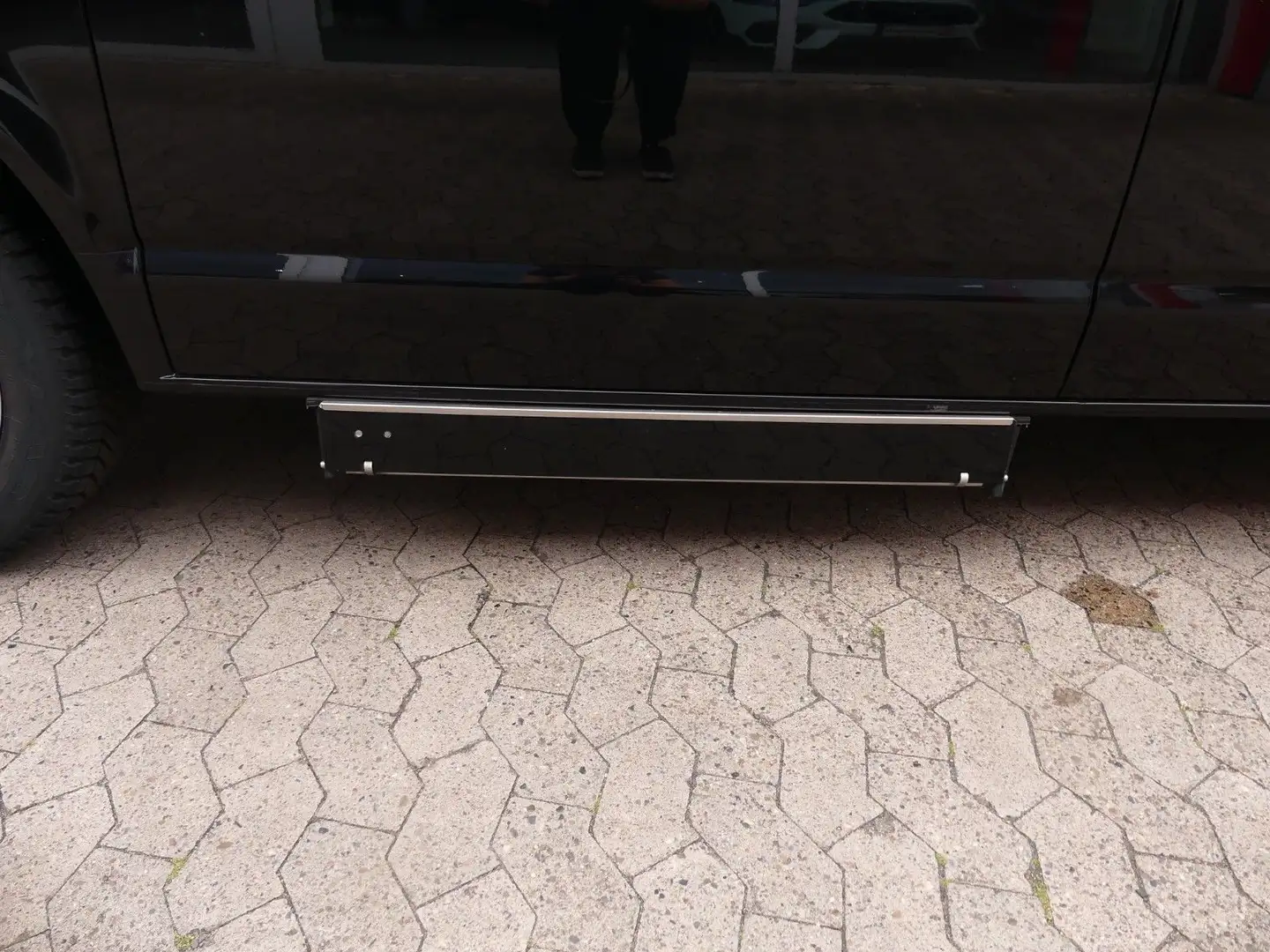Volkswagen T6 Multivan DSG Behinderten-Umbau*LED*Navi Noir - 2
