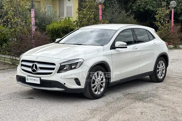 Mercedes-Benz GLA 180 GLA 180 CDI Executive