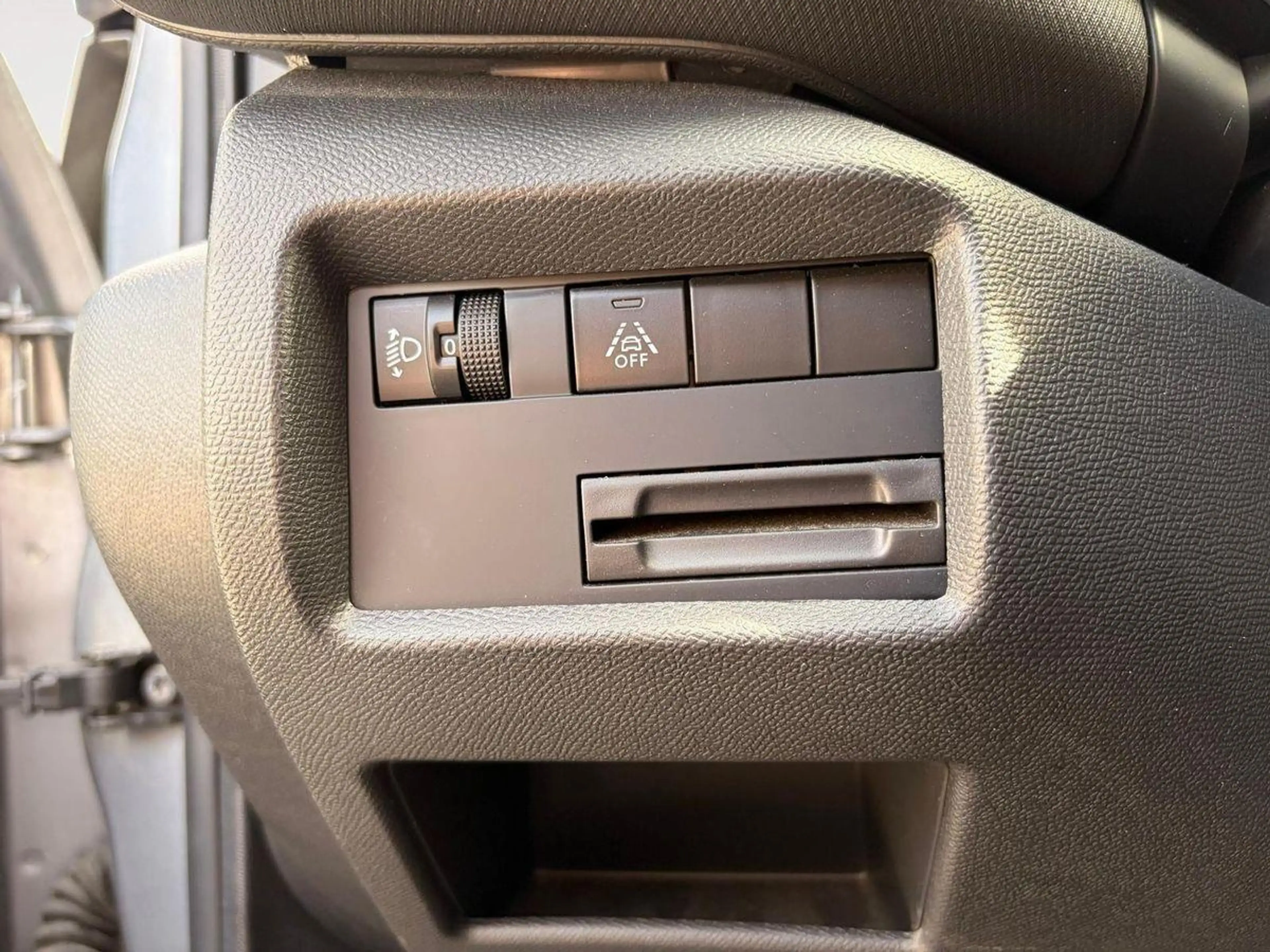 Citroen C5 Aircross Shine 1.5 Blue-HDI *NAVI*ALCANTARA*FULL-LED* — photo 11