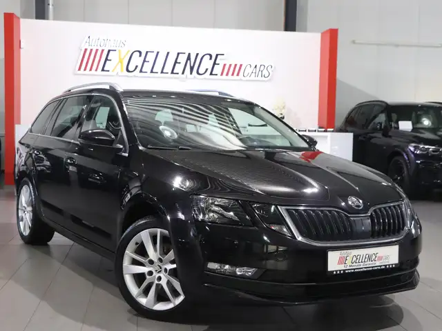 Skoda Octavia Combi 2.0 TDI DSG AMBITION / NAVI+APPLE+