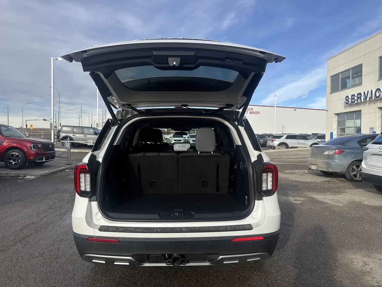Ford Explorer photo Ford Explorer