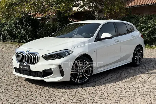 BMW 118 118d 5p. Msport