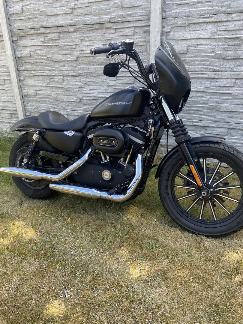 Harley-Davidson Iron 883 XL883N - 1