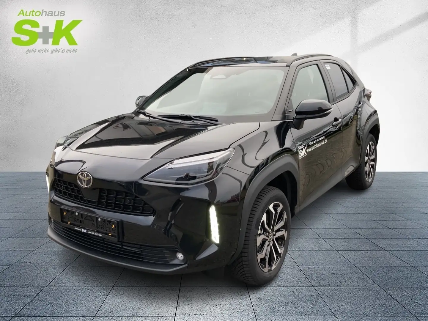 Toyota Yaris Cross Teamplayer 1,5-l-VVT-iE Hybrid**GJR**SHZ** Schwarz - 1