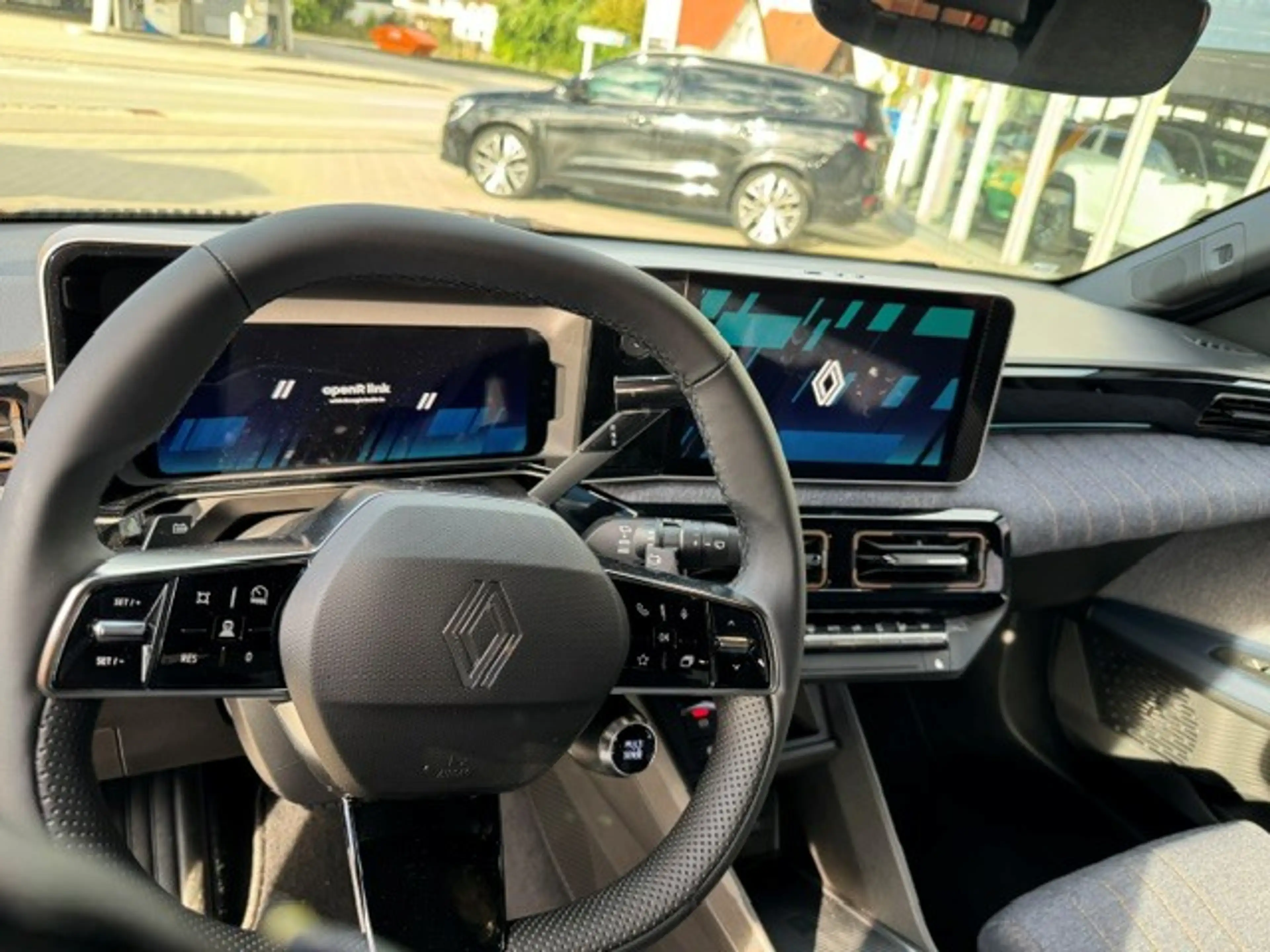 Renault R 4 R 4 E-Tech Techno 150 Comfort Range — photo 3