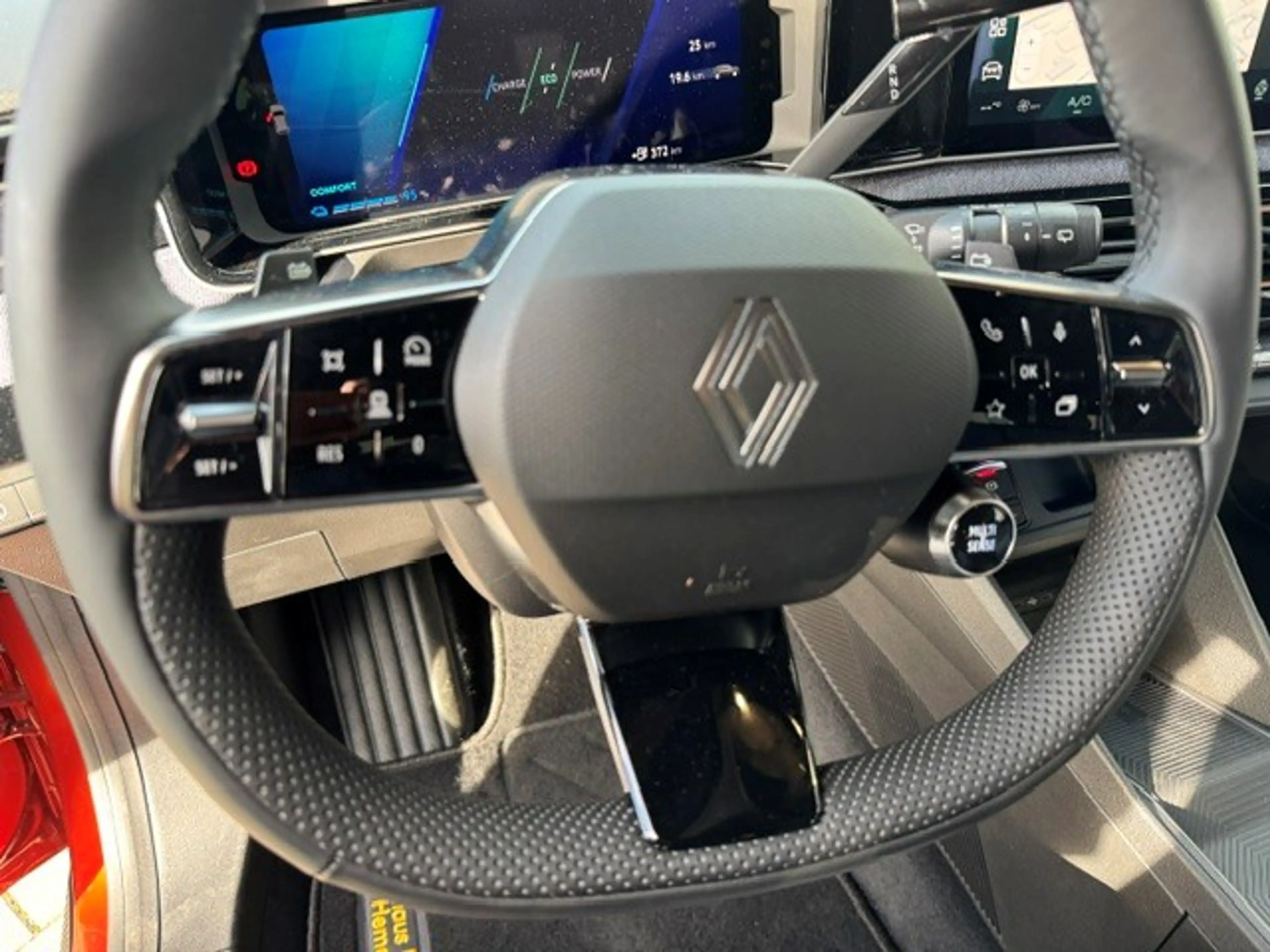Renault R 4 R 4 E-Tech Techno 150 Comfort Range — photo 4