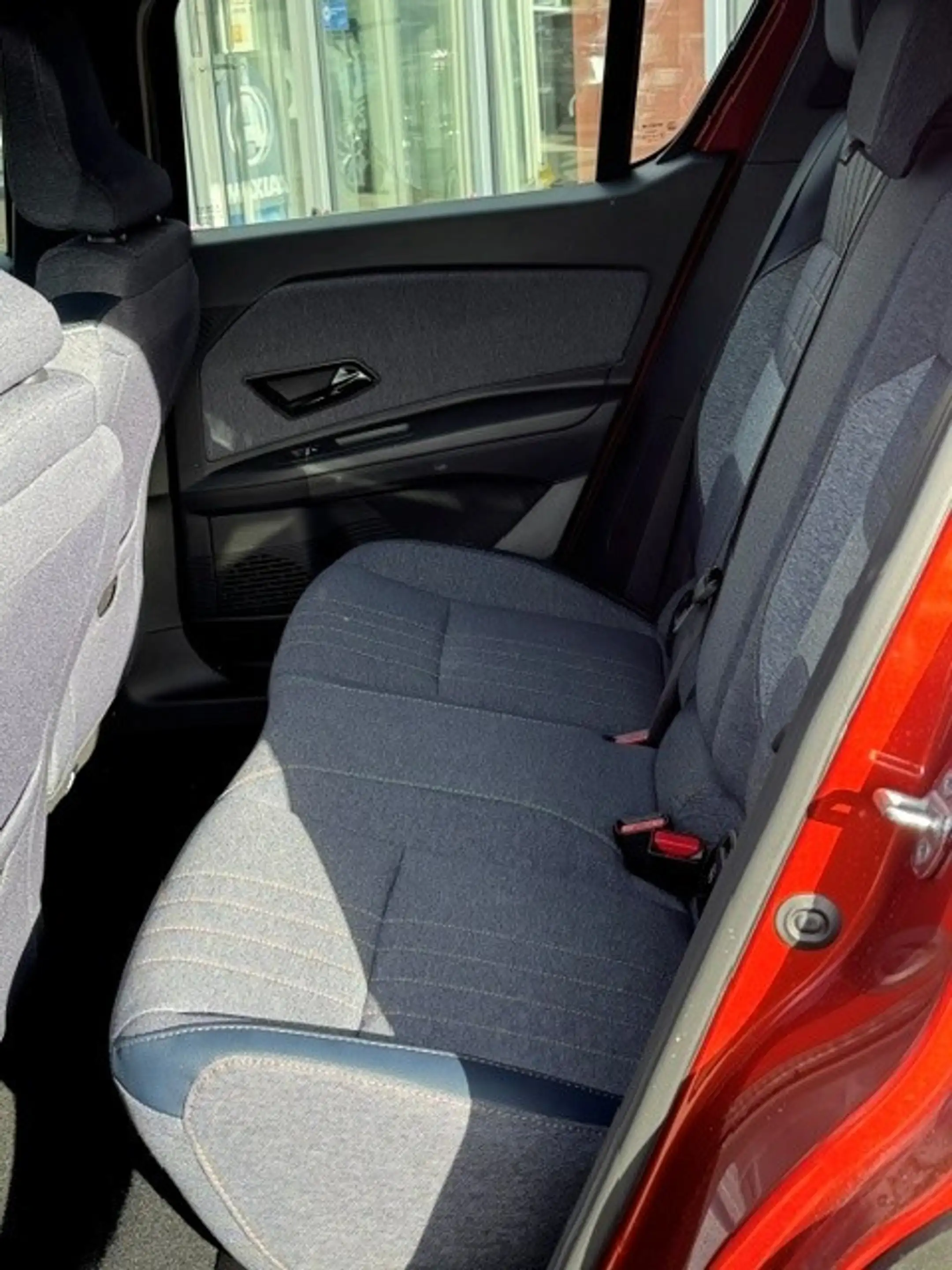 Renault R 4 R 4 E-Tech Techno 150 Comfort Range — photo 8