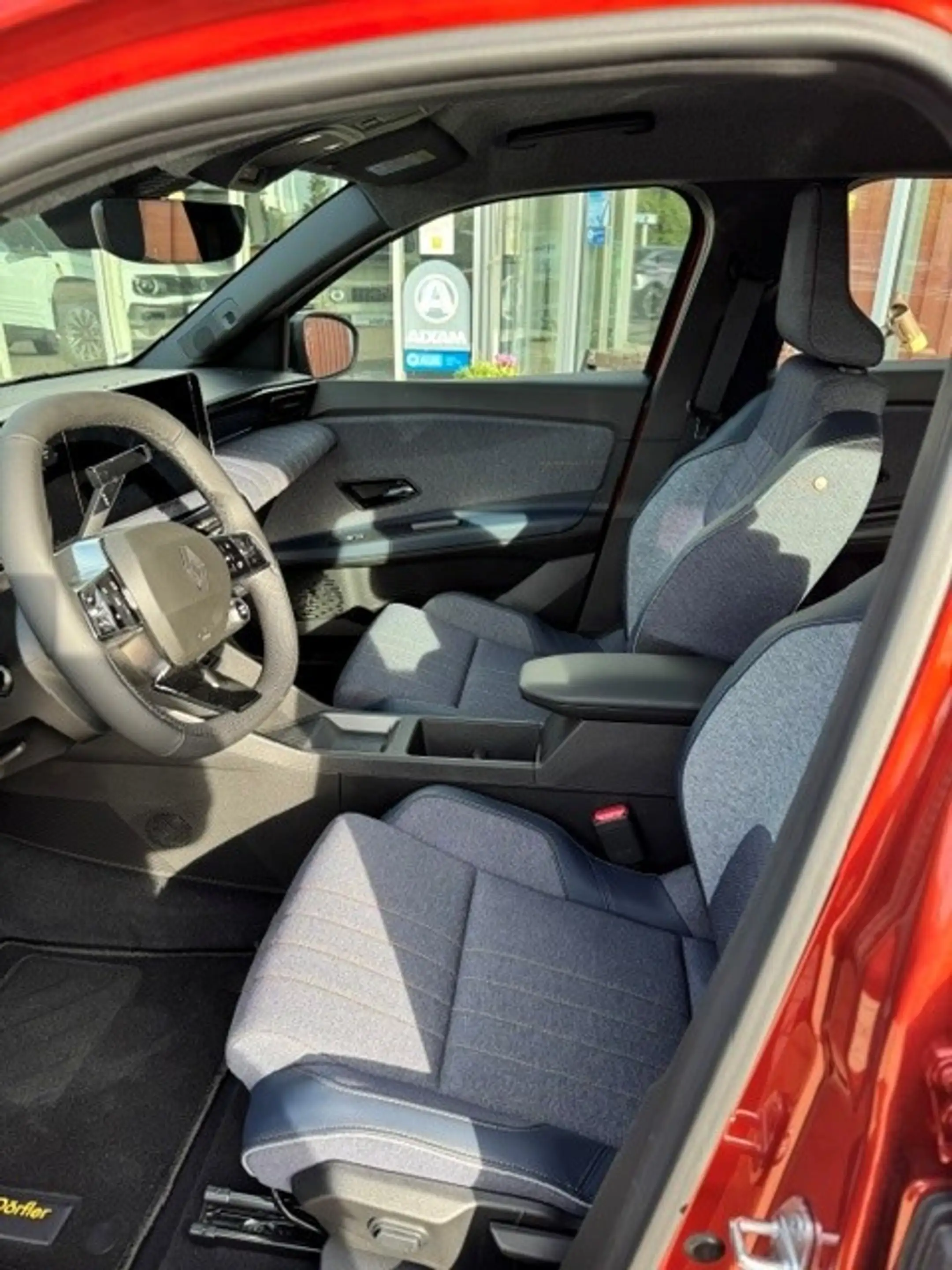 Renault R 4 R 4 E-Tech Techno 150 Comfort Range — photo 7