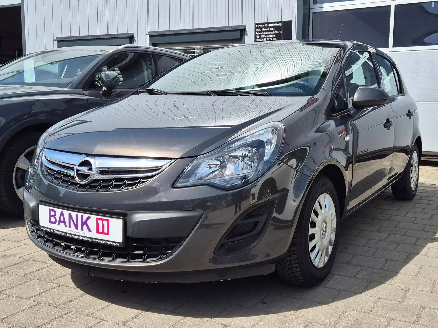 Opel Corsa Gris - 1