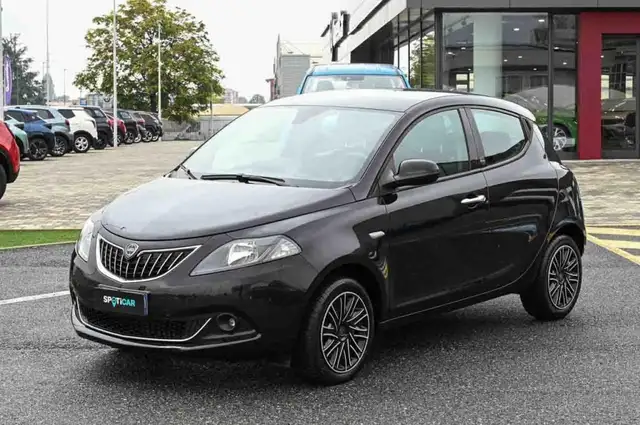 Lancia Ypsilon 1.0 FireFly Hybrid Gold