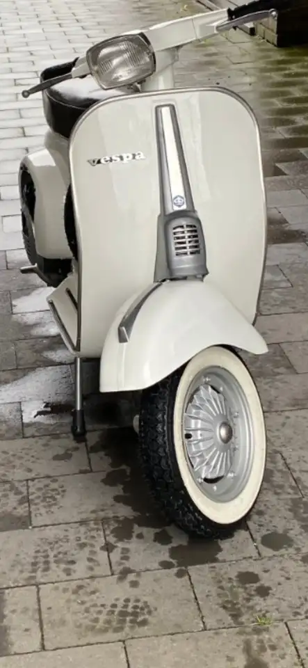 Vespa Special 50