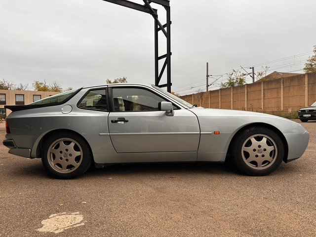 Porsche 944 944 S2