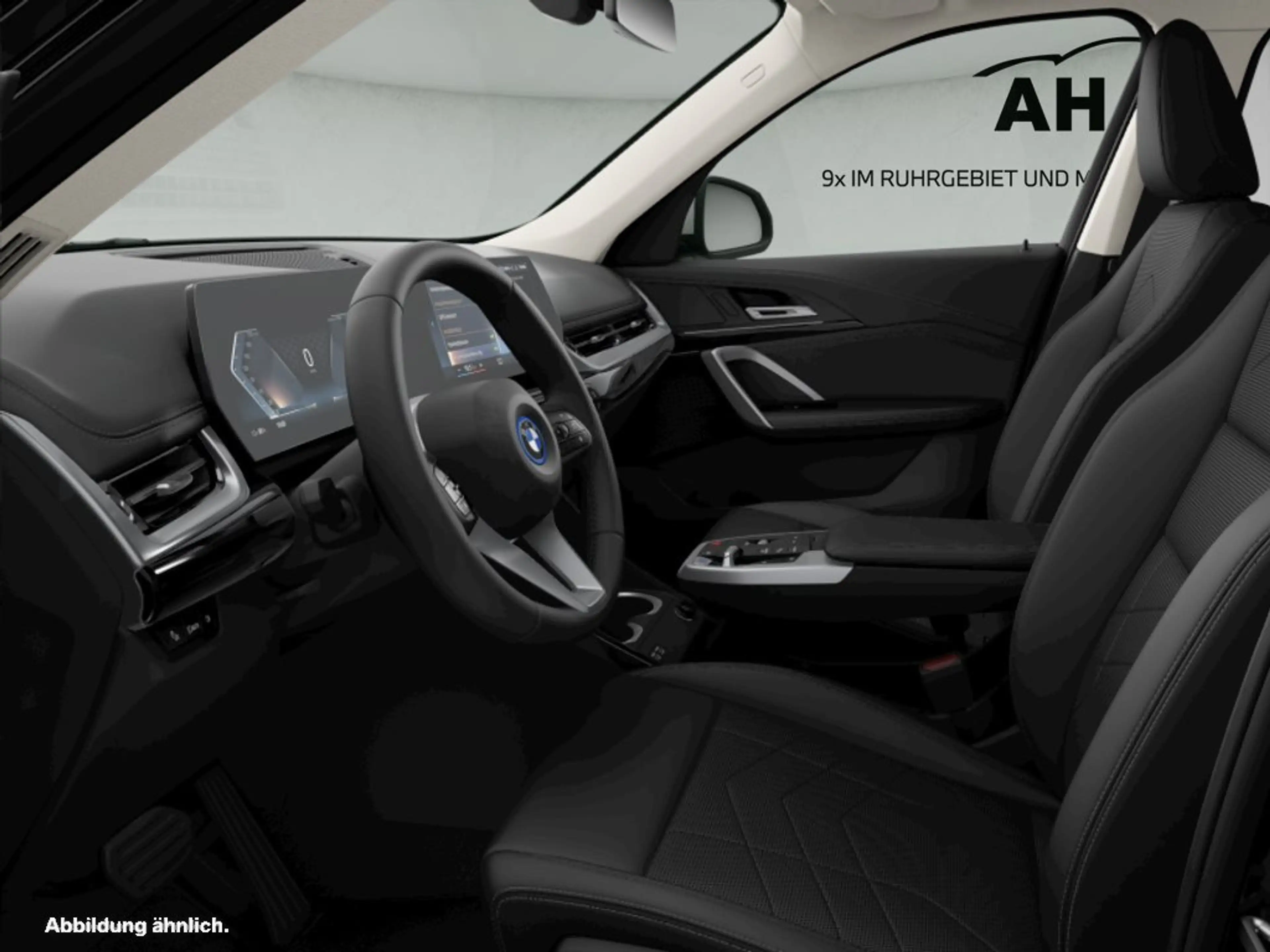 BMW iX1 xDrive20 — photo 3