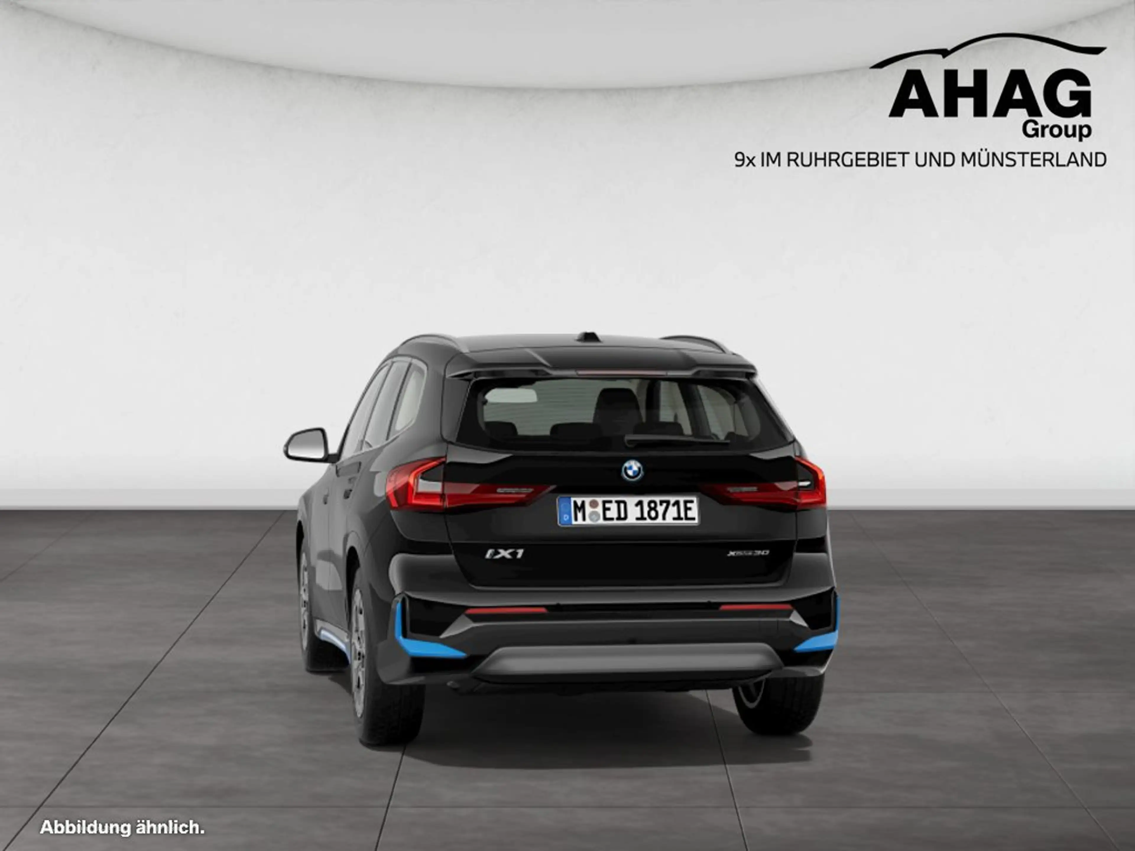 BMW iX1 xDrive20 — photo 7