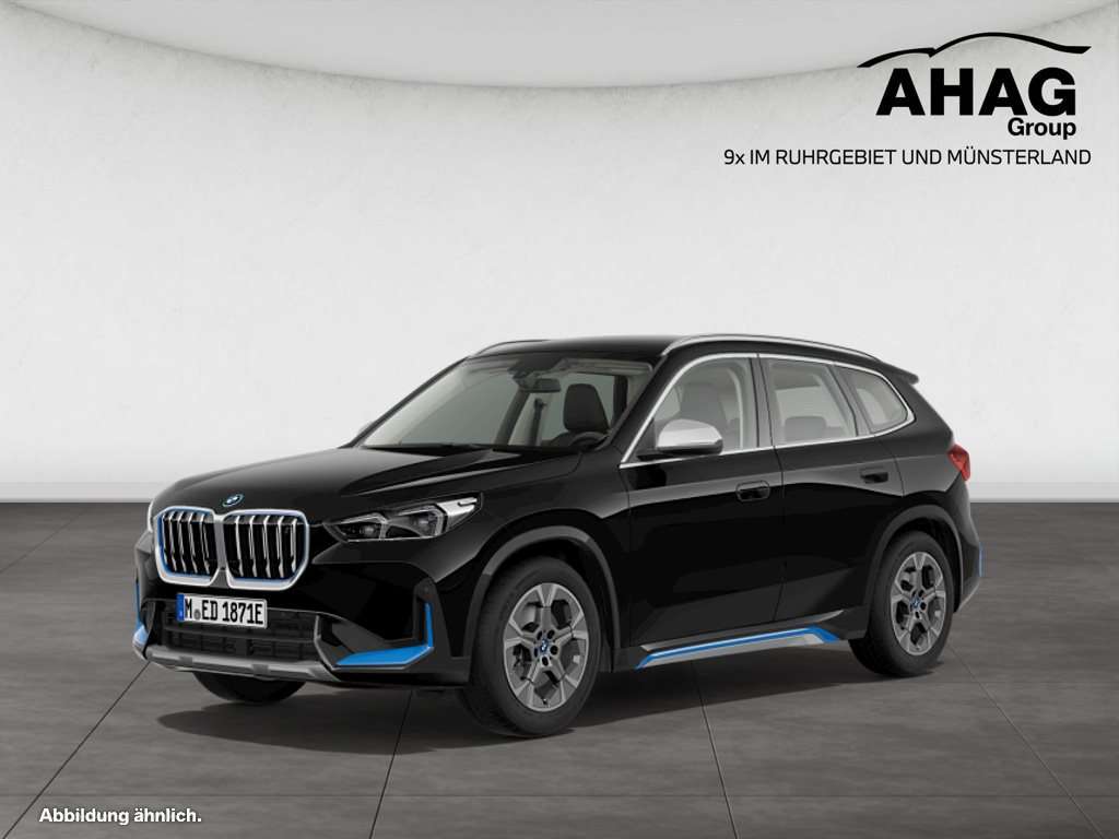 BMW iX1