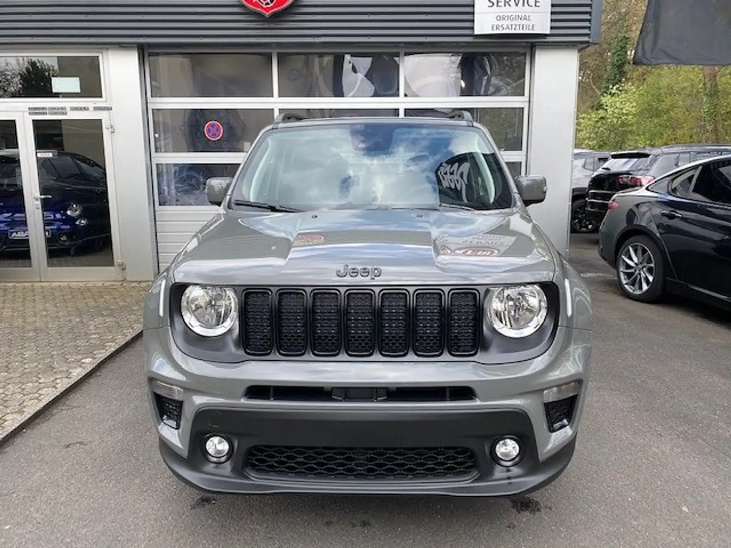 Jeep Renegade e-Hybrid Limited 1.5l MHEV (130PS) DCT Grau - 2