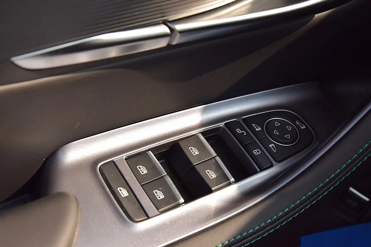 BYD SEAL U