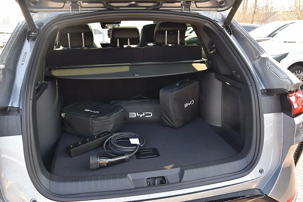 BYD SEAL U