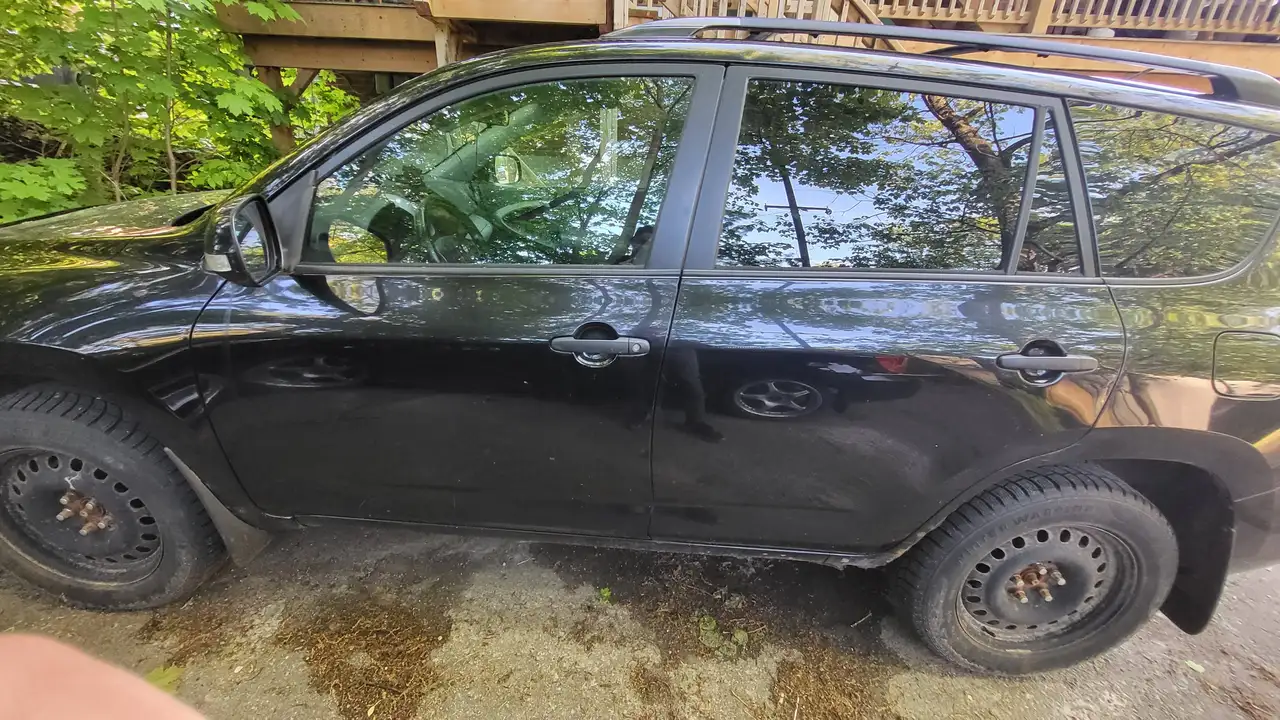 Toyota RAV 4 снимка Toyota RAV 4