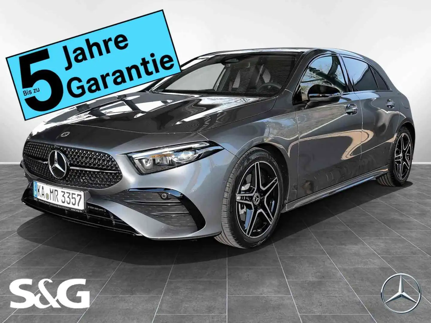 Mercedes-Benz A 200 AMG Night+MBUX+M-LED+Pano+RüKam+Distronic Grau - 1