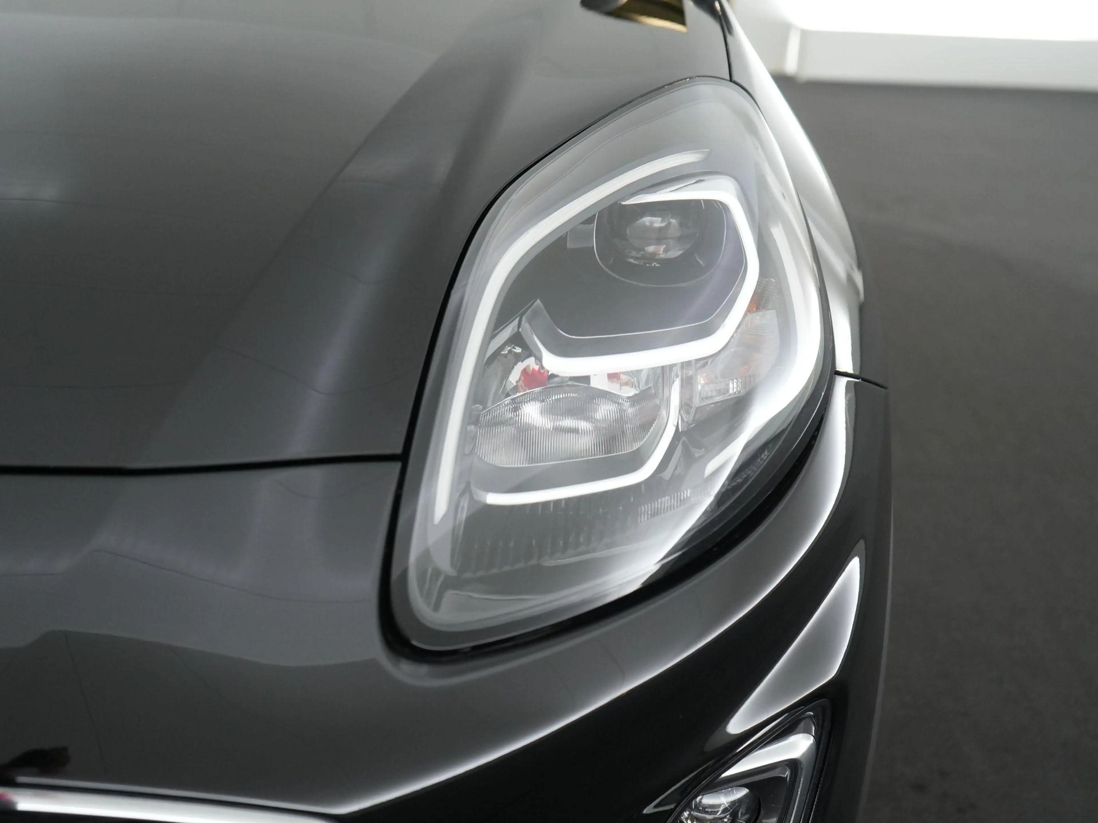 Ford Puma 1.0i Ecoboost mHEV 92kW Titanium — photo 8