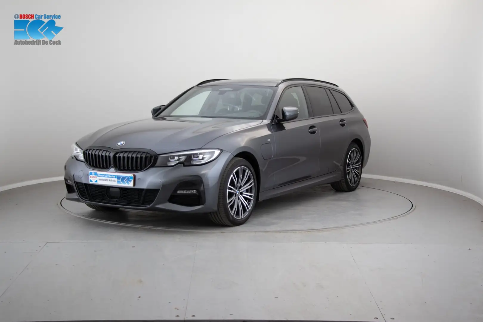 BMW 330 Touring PHEV, M-package, Pano-dak, Harman/Kardon Argent - 1