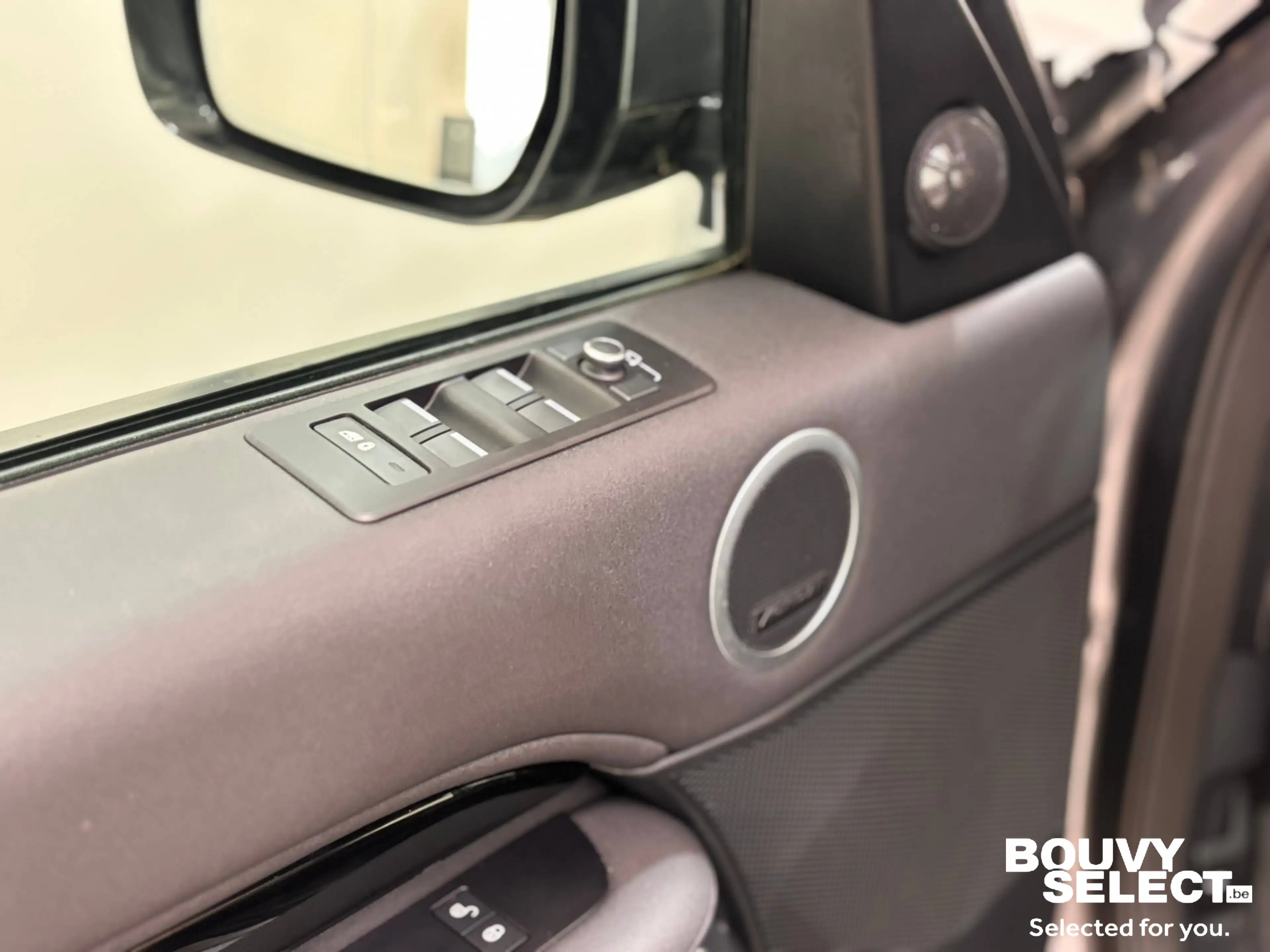 Land Rover Discovery 2.0 SD4 HSE *7PLACES*CARPLAY*CAMÉRA RECUL* — photo 14