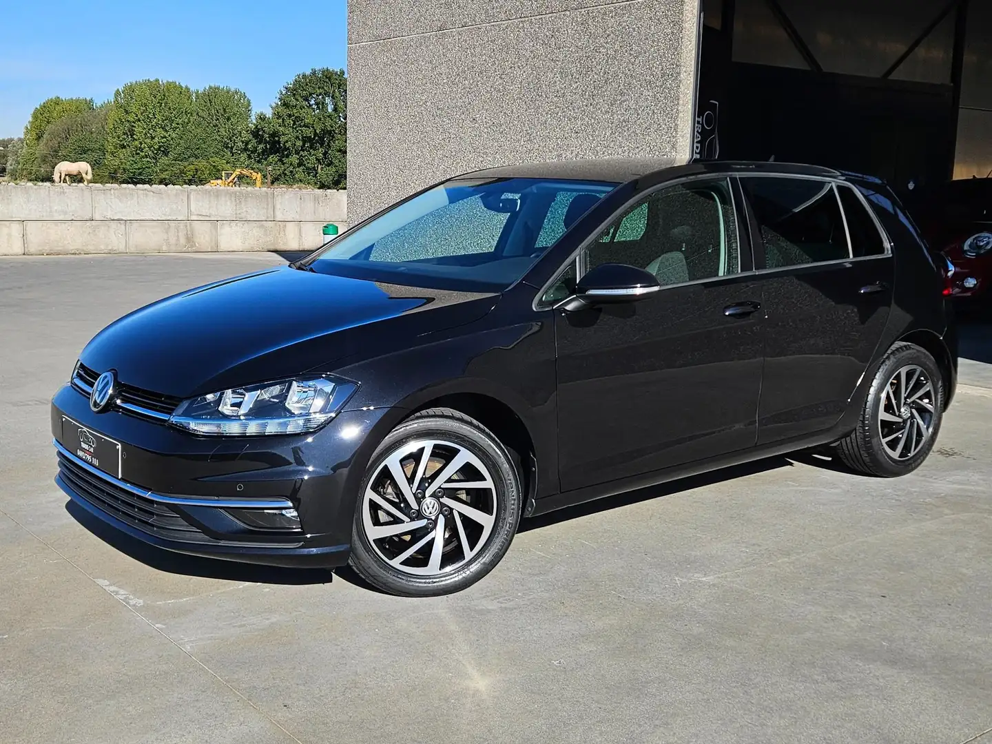 Volkswagen Golf Golf 1.0 TSI Join OPF DSG (EU6.2) Zwart - 1