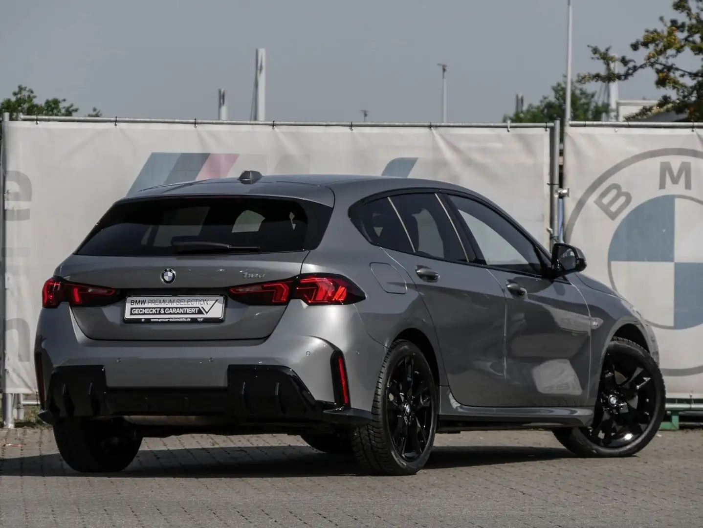 BMW 118 d M SPORT+ADAPT.LED+DA+PA+SHZ Grigio - 2