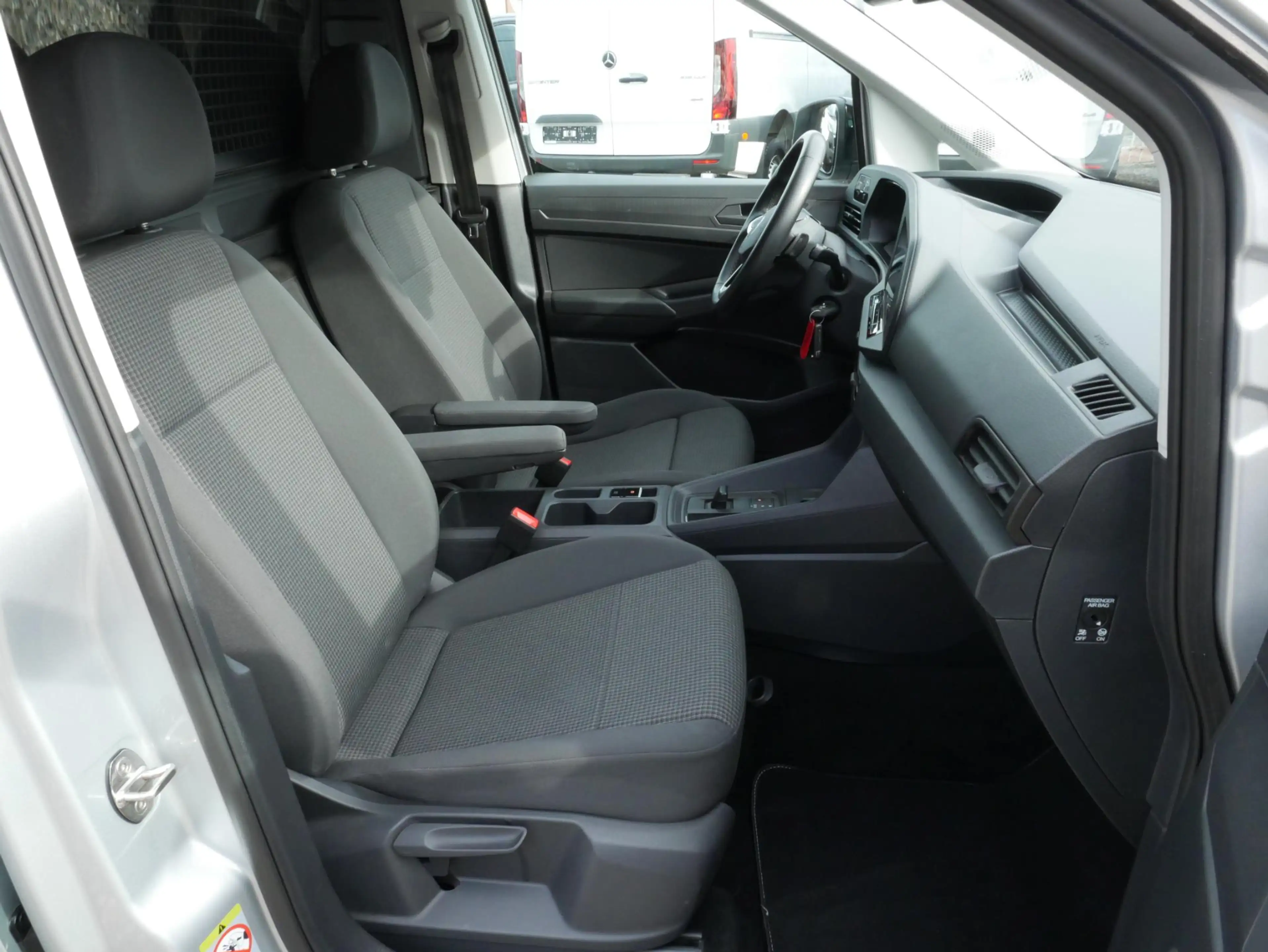 Volkswagen Caddy Cargo 2.0 TDI 120PK L1 DSG Airco Camera — photo 13