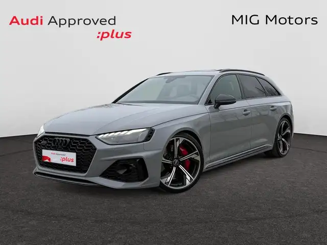 Audi RS4 Avant Audi RS 4 Avant    331(450) kW(pk) tiptronic