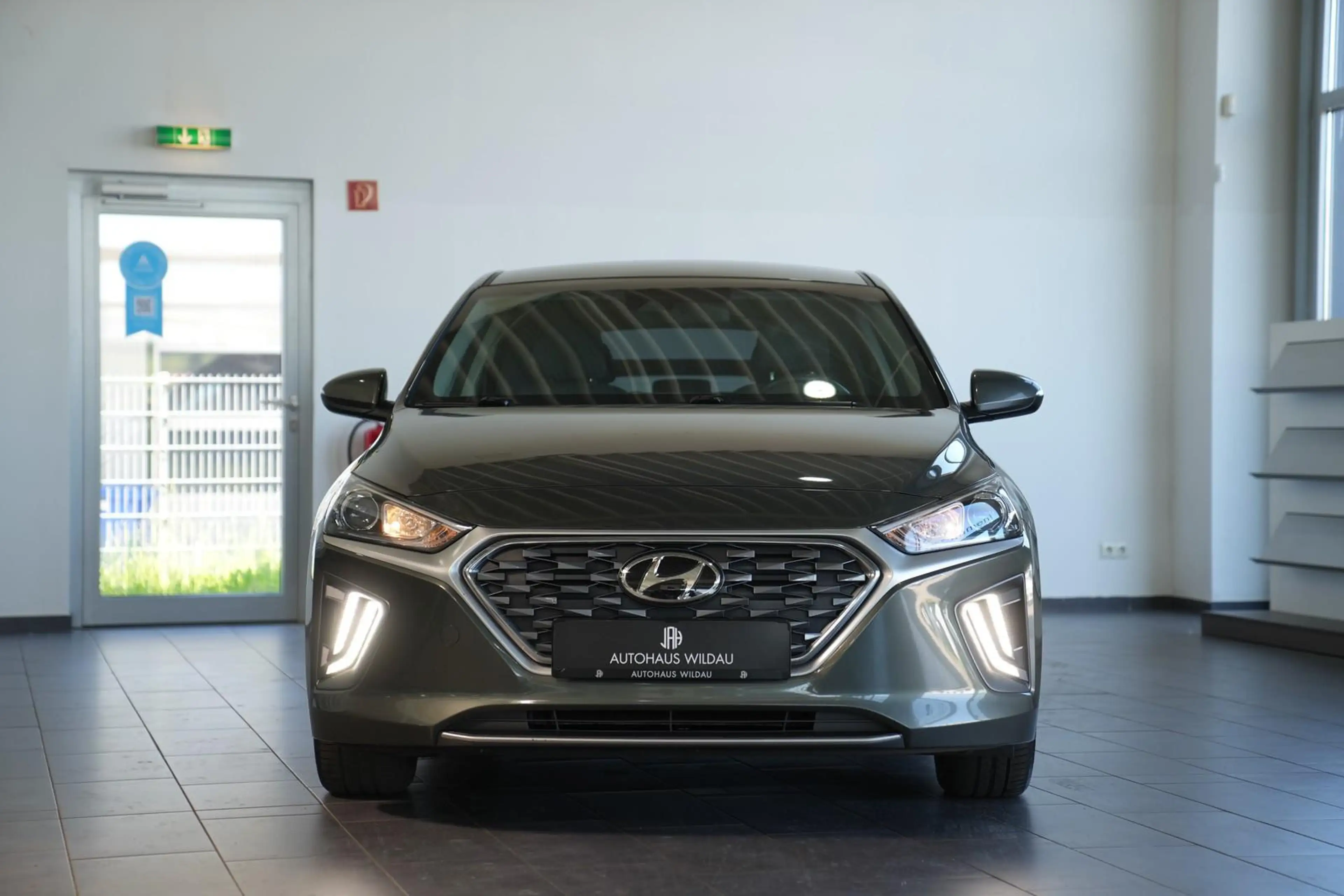 Hyundai IONIQ IONIQ Trend Plug-In Hybrid *AUT*LED*SHZ* — photo 4