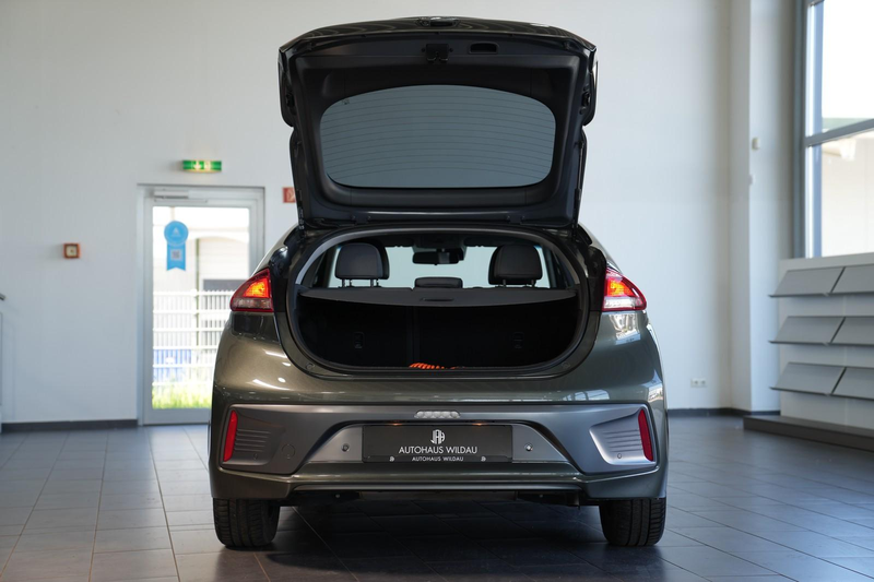 Hyundai IONIQ IONIQ Trend Plug-In Hybrid *AUT*LED*SHZ* — photo 9
