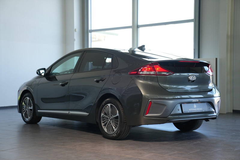 Hyundai IONIQ IONIQ Trend Plug-In Hybrid *AUT*LED*SHZ* — photo 10
