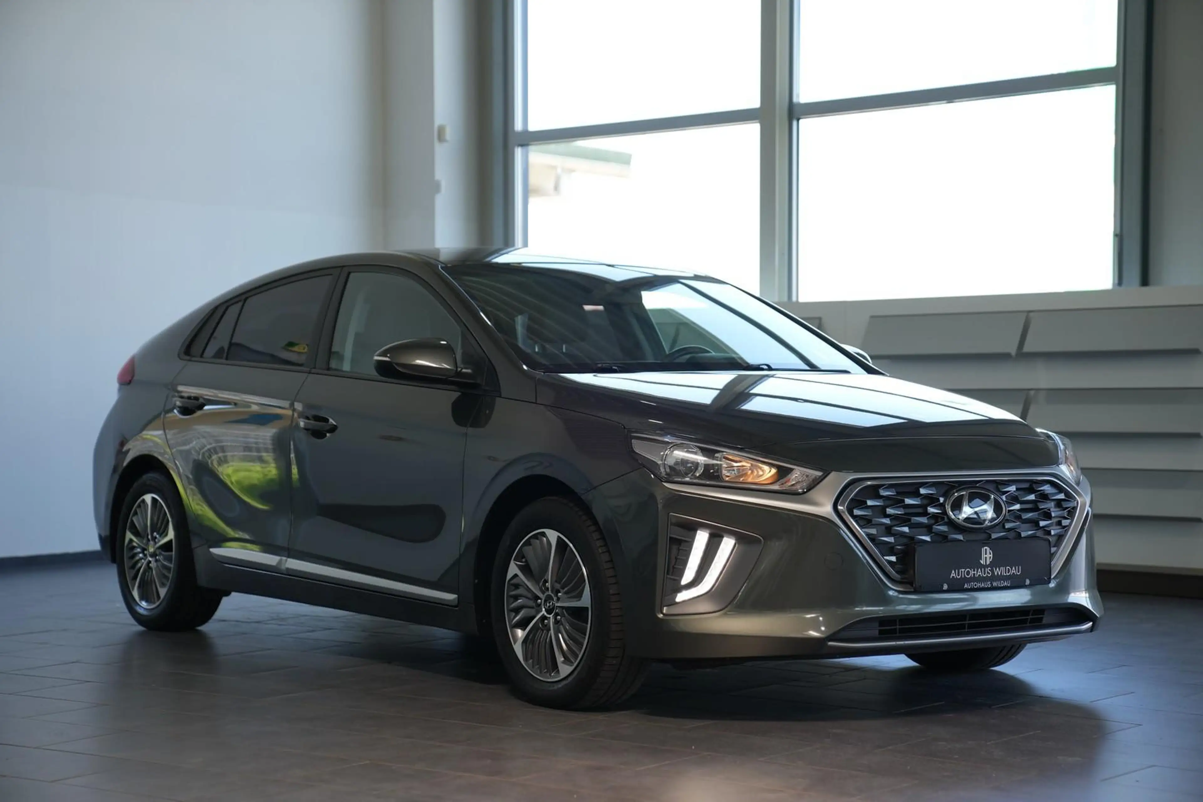 Hyundai IONIQ IONIQ Trend Plug-In Hybrid *AUT*LED*SHZ* — photo 5