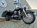 Harley-Davidson FLHP 103-er Road King 'Low Rider* Edition Zwart - thumbnail 3