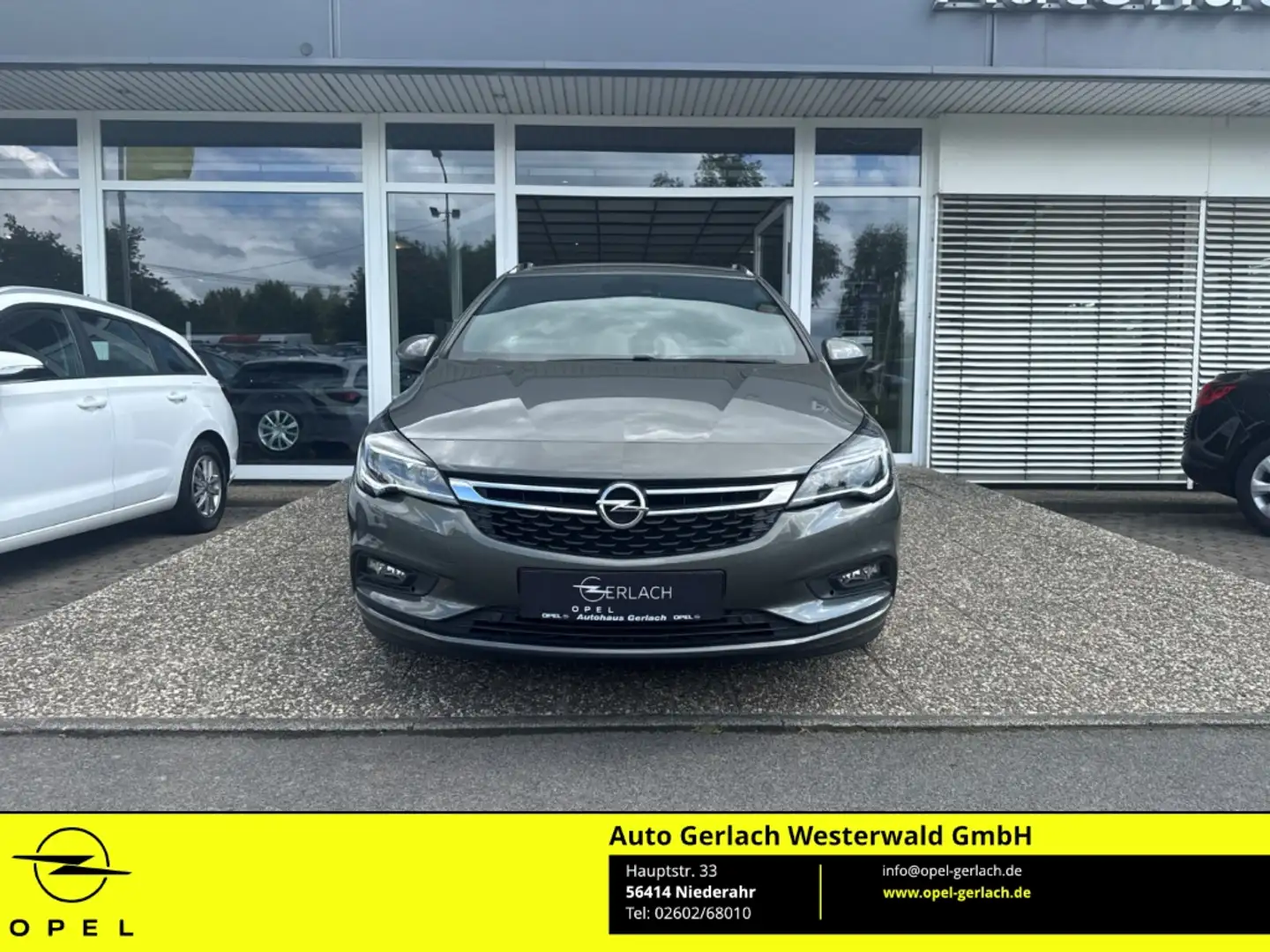 Opel Astra K Sports Tourer Dynamic 1.4 Turbo Navi Apple CarPl Grau - 2