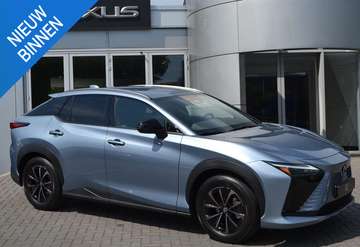 350e Luxury Line 77 kWh DIRECT LEVERBAAR 360-CAM S