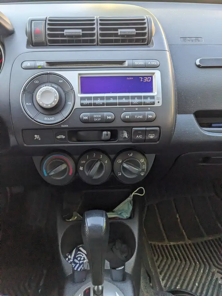 Honda Fit photo Honda Fit