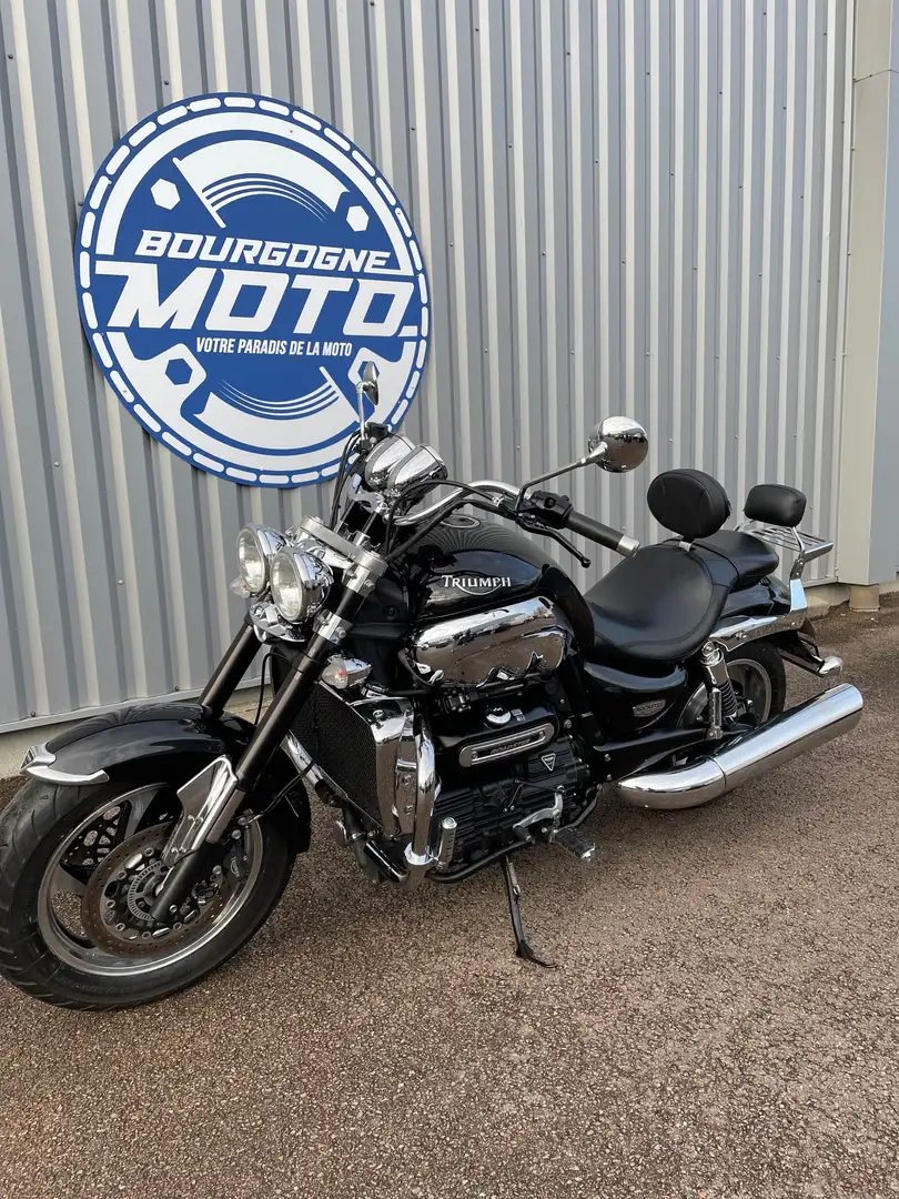 Triumph Rocket III Classic Zwart - 2