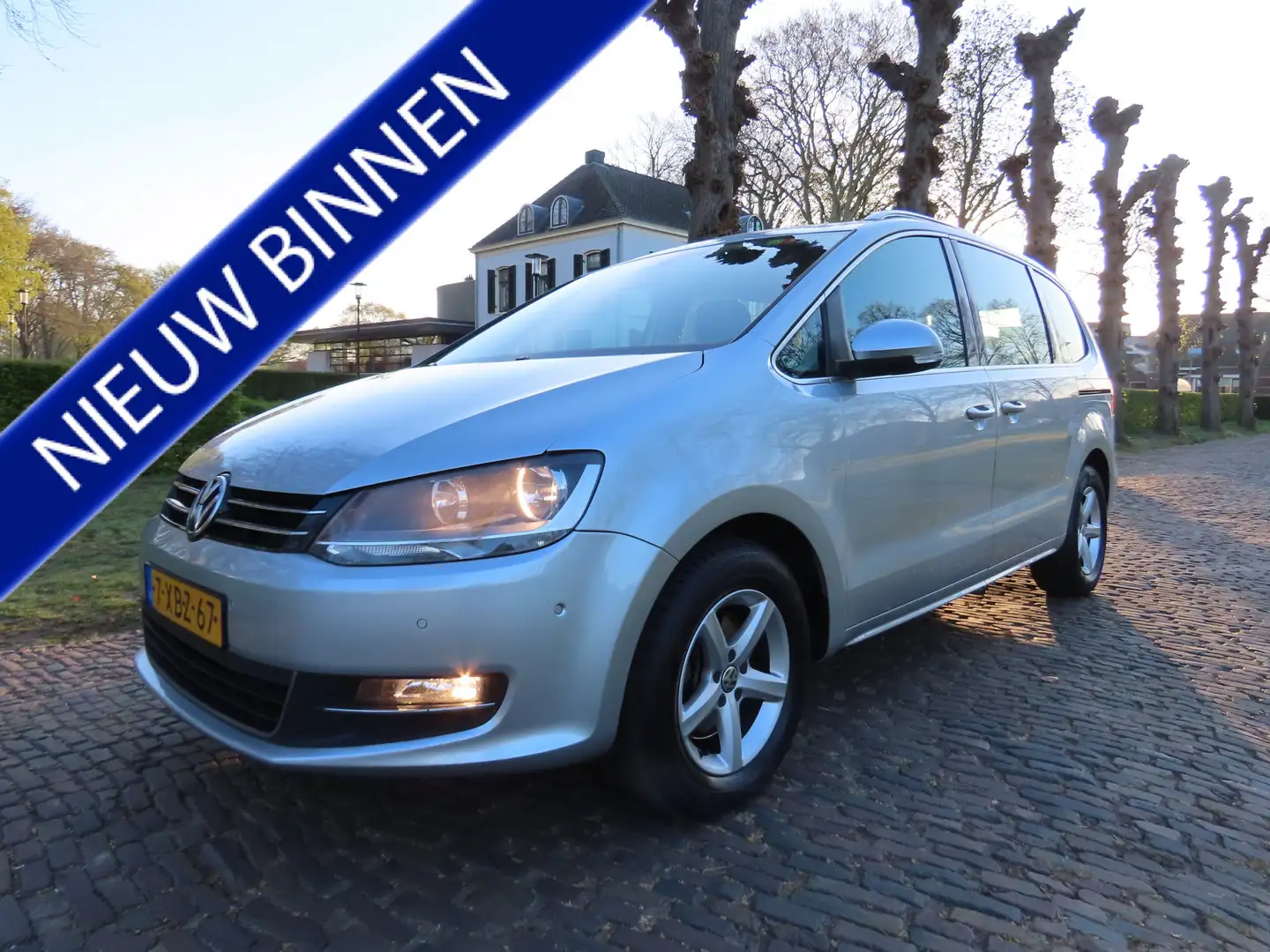 Volkswagen Sharan 1.4 TSI Highline 7Pers.Ecc Cruisecontrol Leer/Alca Grijs - 1
